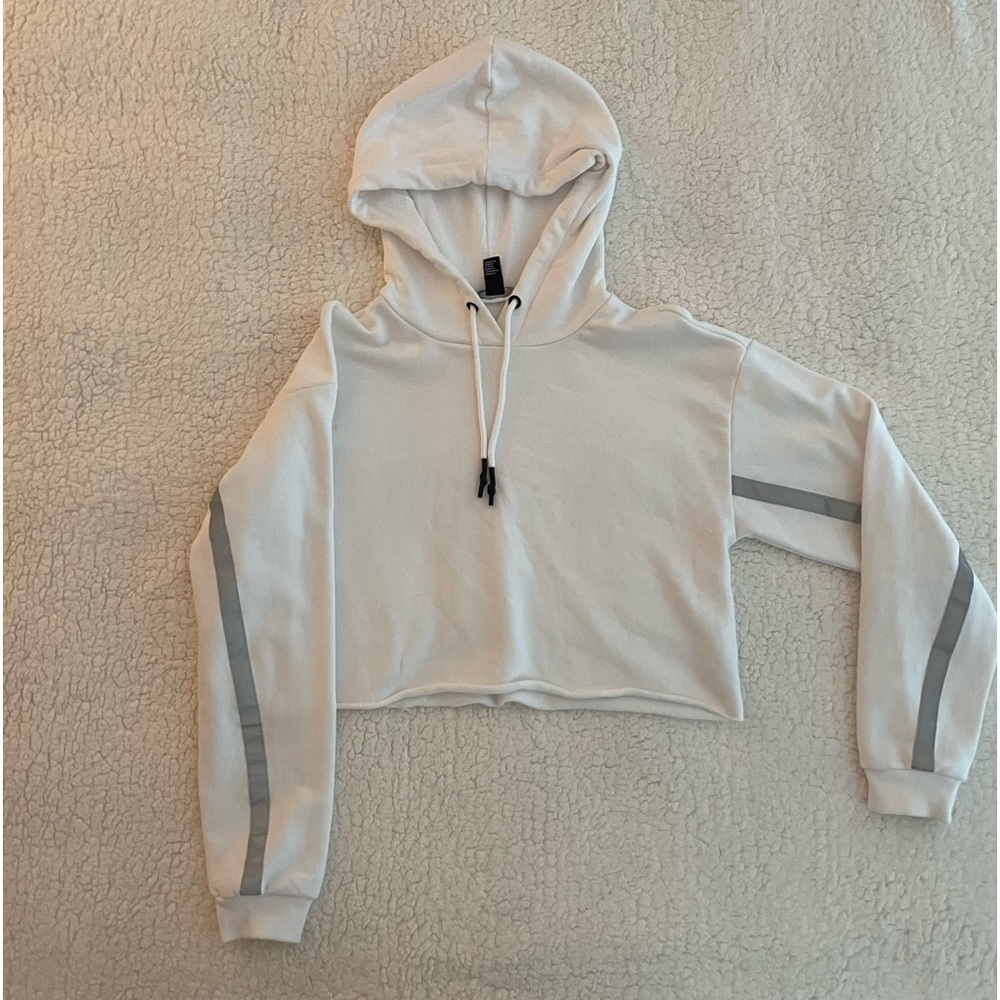 Forever 21 cropped hoodie